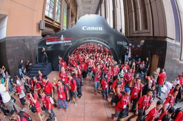 Canon PhotoMarathon Flag Off