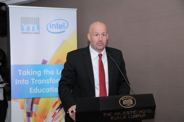 Bryant: With our focus in education and firm commitment to technology innovation in powering up next-gen mobile devices, our partnership with YTLComms will definitely bring the benefits of Mobile Internet to more Malaysians.