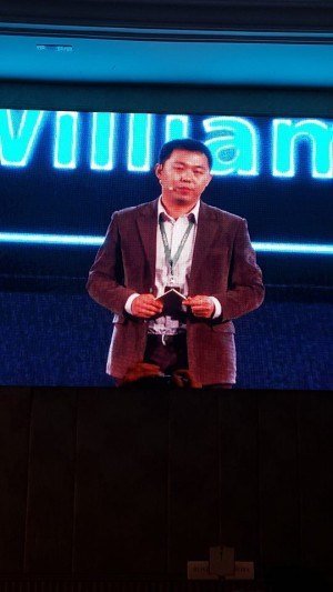 R7 ceo