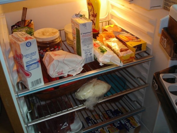 Inside_domestic_refrigerator