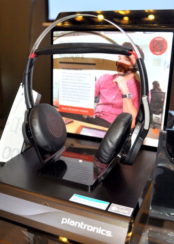 Plantronics Voyager Focus UC_1