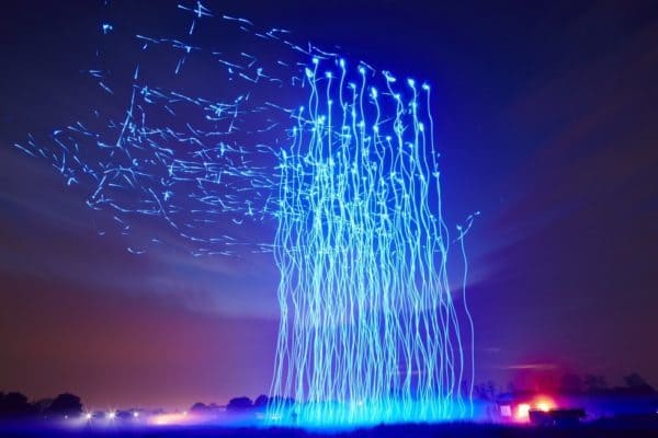 Intel-Drone-100-Light-Show-980x653-980x653
