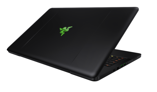rzr_blade17_backl-50-open